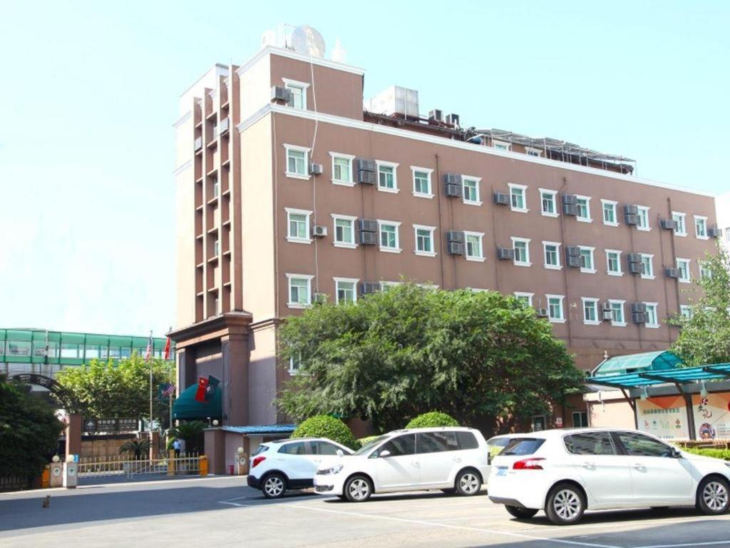 Greentree Inn Shanghai Zhongshan Hutai Hotel Eksteriør billede